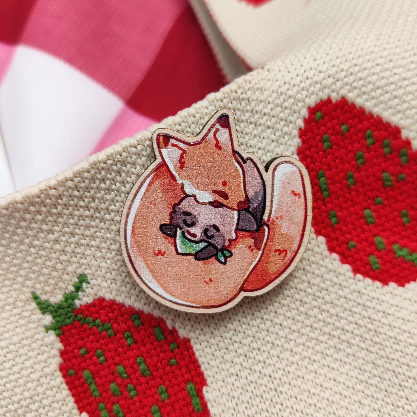WOODEN PIN Kitsune Fox and Tanuki Maple Pinback | 40mm