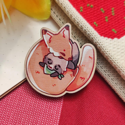 WOODEN PIN Kitsune Fox and Tanuki Maple Pinback | 40mm