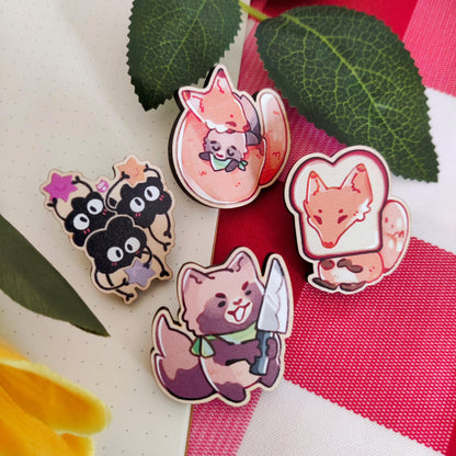 WOODEN PIN Soot Sprite Maple Pinback | 40mm