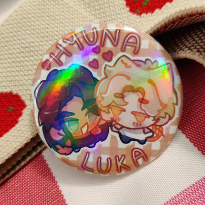 ALIEN STAGE large character holo BADGE 58mm Skrunkly, Till, Ivan, Mizi, Sua, Hyuna, Luka, alnst, ivantill, mizisua, hyuluka, ita bag, deco